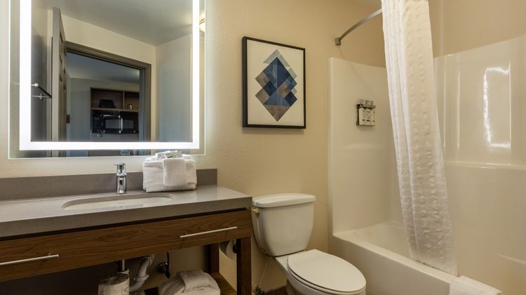 Candlewood Suites Hilton Head Room