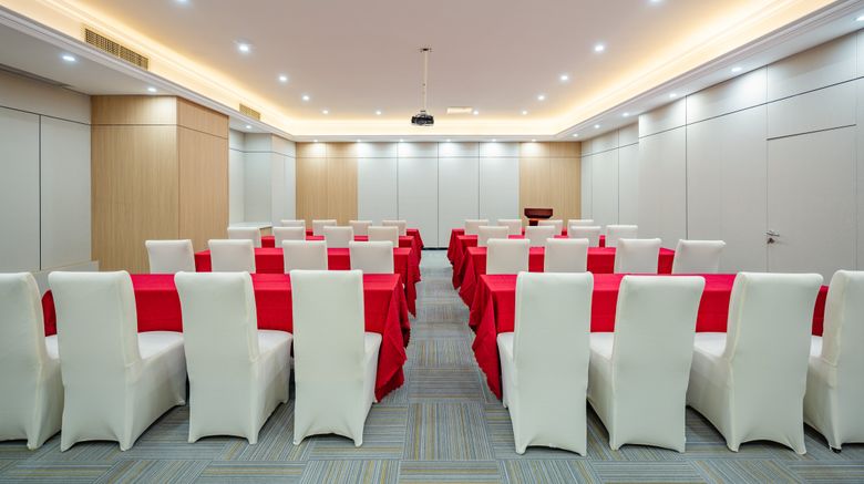 <b>Holiday Inn Express Tianfu Square Meeting</b>. Images powered by <a href="https://www.leonardoworldwide.com/" title="Leonardo Worldwide" target="_blank">Leonardo</a>.