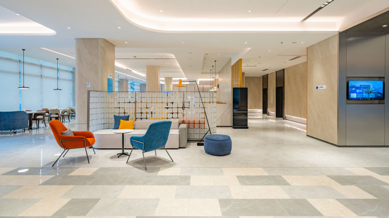 <b>Holiday Inn Express Tianfu Square Exterior</b>. Images powered by <a href="https://www.leonardoworldwide.com/" title="Leonardo Worldwide" target="_blank">Leonardo</a>.