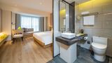 Holiday Inn Shanghai Huaxia Room