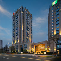 HUALUXE Kunshan Huaqiao