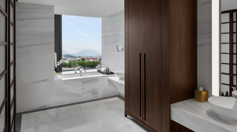 <b>Crowne Plaza Vinh Yen City Centre Room</b>. Images powered by <a href="https://www.leonardoworldwide.com/" title="Leonardo Worldwide" target="_blank">Leonardo</a>.
