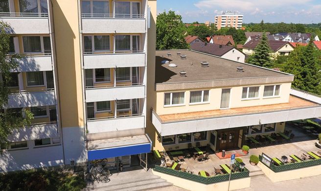 Styles Hotel Unterfohring Exterior