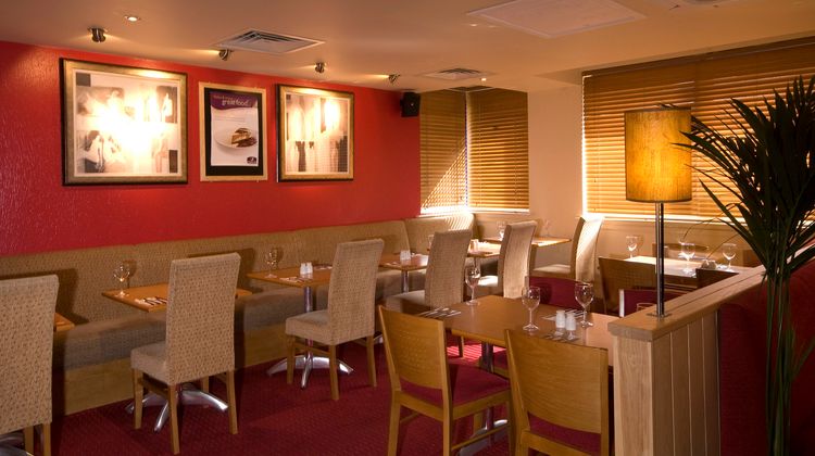 Premier Inn Aberdeen City Centre Lobby