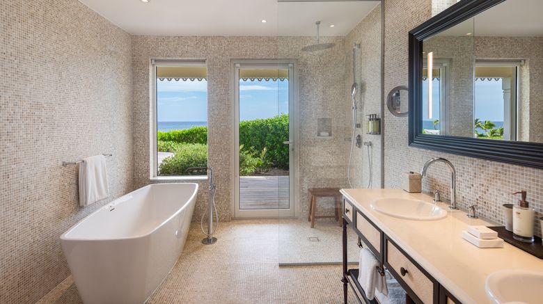 <b>Rosewood Le Guanahani Room</b>. Images powered by <a href="https://www.leonardoworldwide.com/" title="Leonardo Worldwide" target="_blank">Leonardo</a>.
