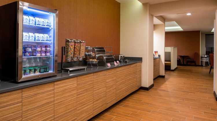 TownePlace Suites Charleston Restaurant