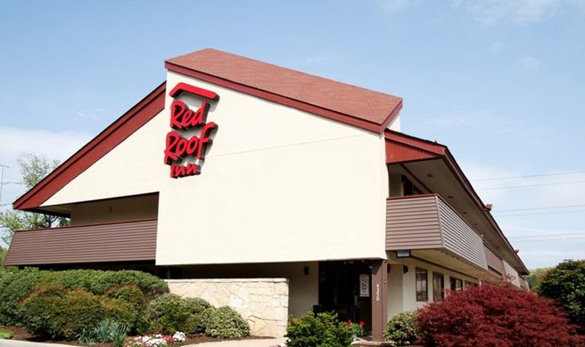 Red Roof Inn North Charleston Coliseum Exterior