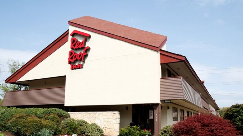 Red Roof Inn North Charleston Coliseum Exterior. Images powered by <a href="https://www.leonardoworldwide.com" target="_blank" rel="noopener">Leonardo</a>.