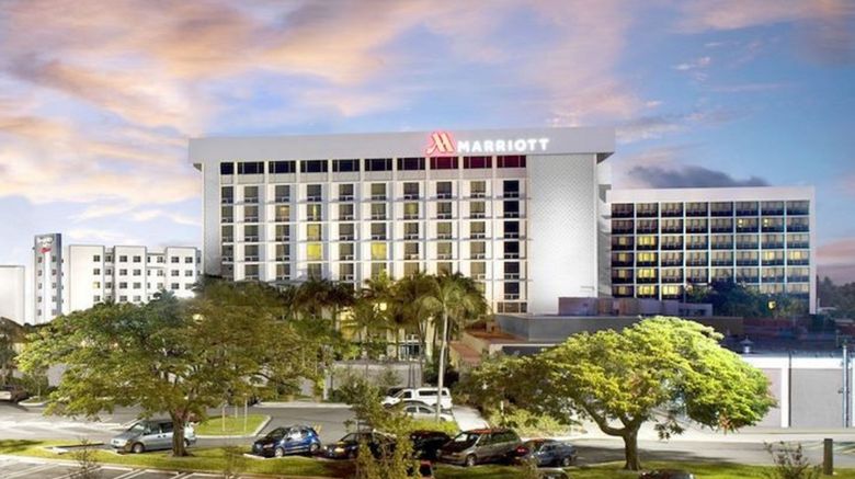 <b>Miami Airport Marriott Exterior</b>. Images powered by <a href="https://www.leonardoworldwide.com/" title="Leonardo Worldwide" target="_blank">Leonardo</a>.