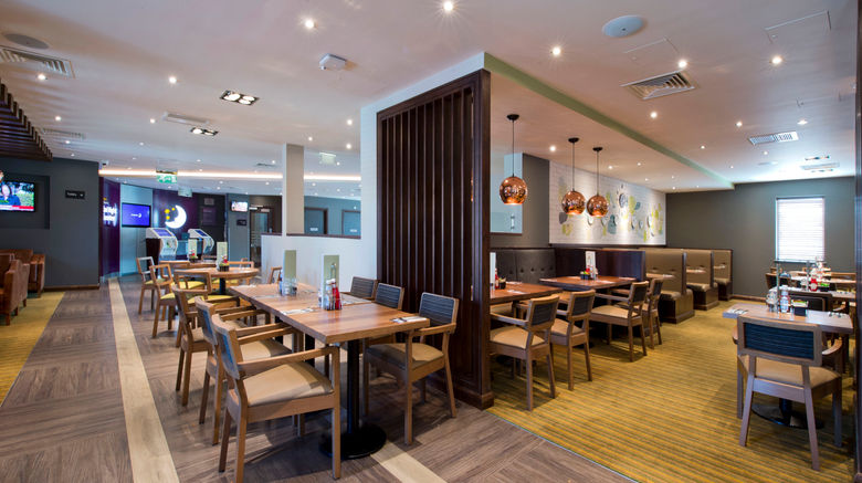 <b>Premier Inn Addlestone Lobby</b>. Images powered by <a href="https://www.leonardoworldwide.com/" title="Leonardo Worldwide" target="_blank">Leonardo</a>.