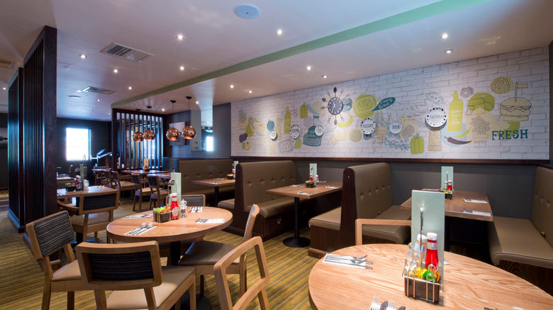 <b>Premier Inn Addlestone Lobby</b>. Images powered by <a href="https://www.leonardoworldwide.com/" title="Leonardo Worldwide" target="_blank">Leonardo</a>.