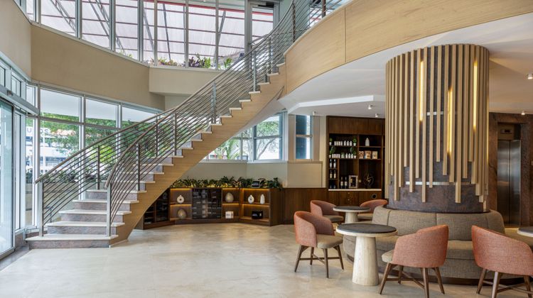 Marriott Executive Apartments Finisterre Exterior