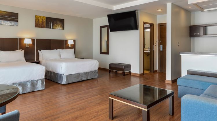 Marriott Executive Apartments Finisterre Room