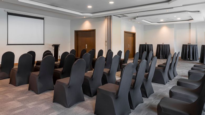 <b>Marriott Executive Apartments Finisterre Meeting</b>. Images powered by <a href="https://www.leonardoworldwide.com/" title="Leonardo Worldwide" target="_blank">Leonardo</a>.