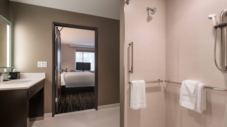<b>Residence Inn Seattle Downtown/Terry Ave Room</b>. Images powered by <a href="https://www.leonardoworldwide.com/" title="Leonardo Worldwide" target="_blank">Leonardo</a>.