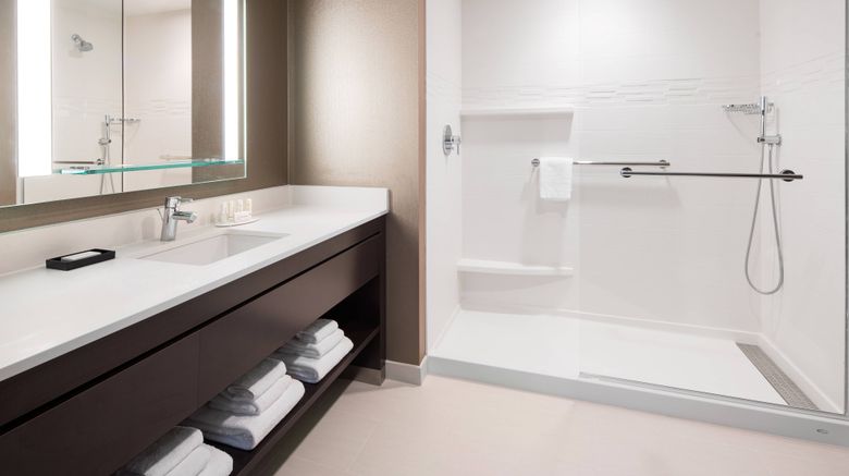 <b>Residence Inn Seattle Downtown/Terry Ave Room</b>. Images powered by <a href="https://www.leonardoworldwide.com/" title="Leonardo Worldwide" target="_blank">Leonardo</a>.