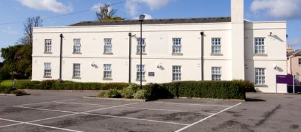Premier Inn Arundel Exterior