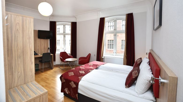 <b>Hotel Skandia Room</b>. Images powered by <a href="https://www.leonardoworldwide.com/" title="Leonardo Worldwide" target="_blank">Leonardo</a>.