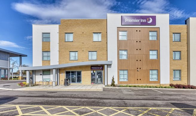 Premier Inn Buckingham Exterior