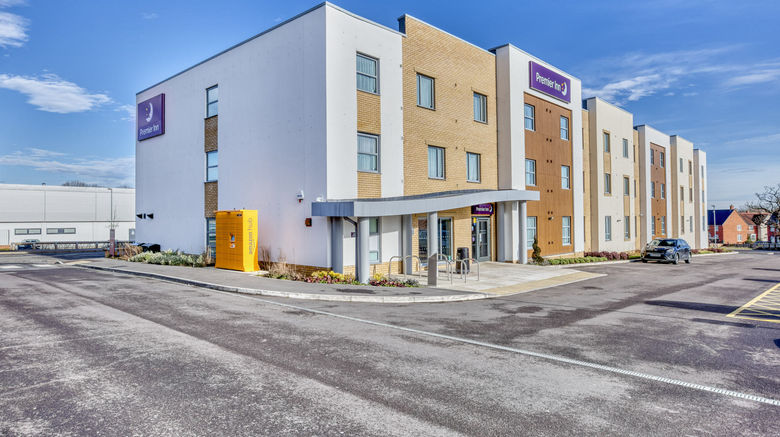 <b>Premier Inn Buckingham Exterior</b>. Images powered by <a href="https://www.leonardoworldwide.com/" title="Leonardo Worldwide" target="_blank">Leonardo</a>.
