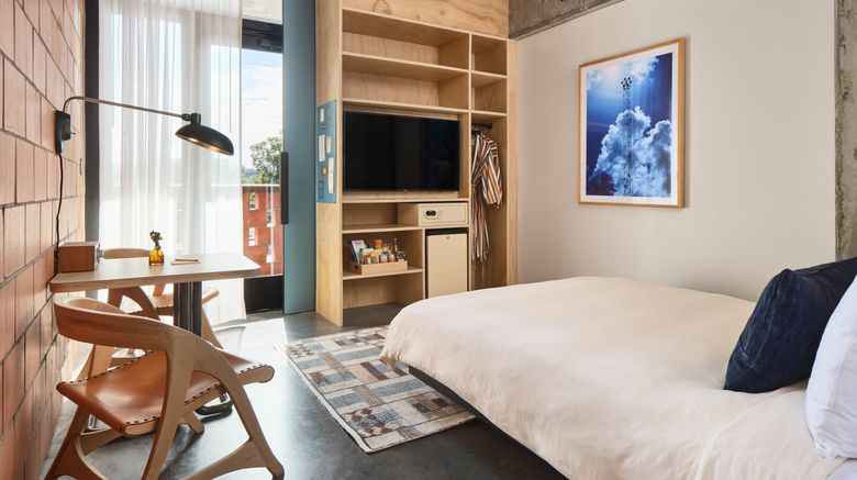 <b>The Carpenter Hotel Room</b>. Images powered by <a href="https://www.leonardoworldwide.com/" title="Leonardo Worldwide" target="_blank">Leonardo</a>.