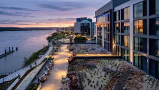 AC Hotel Vancouver Waterfront