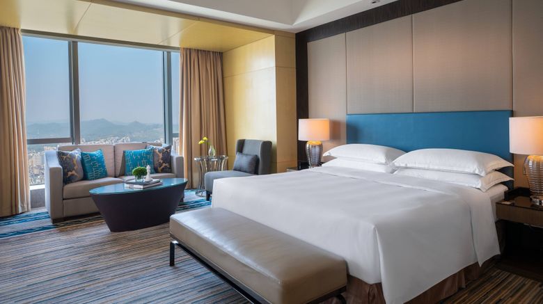 <b>Renaissance Huizhou Hotel Suite</b>. Images powered by <a href="https://www.leonardoworldwide.com/" title="Leonardo Worldwide" target="_blank">Leonardo</a>.