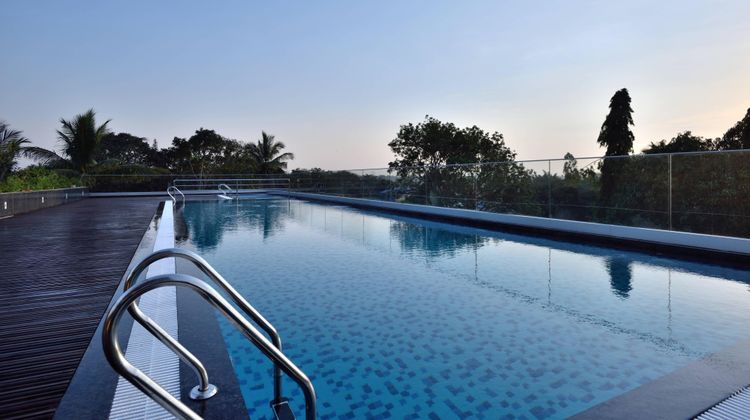 Fairfield by Marriott Belagavi Pool