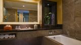 <b>Renaissance Huizhou Hotel Room</b>. Images powered by <a href="https://www.leonardoworldwide.com/" title="Leonardo Worldwide" target="_blank">Leonardo</a>.
