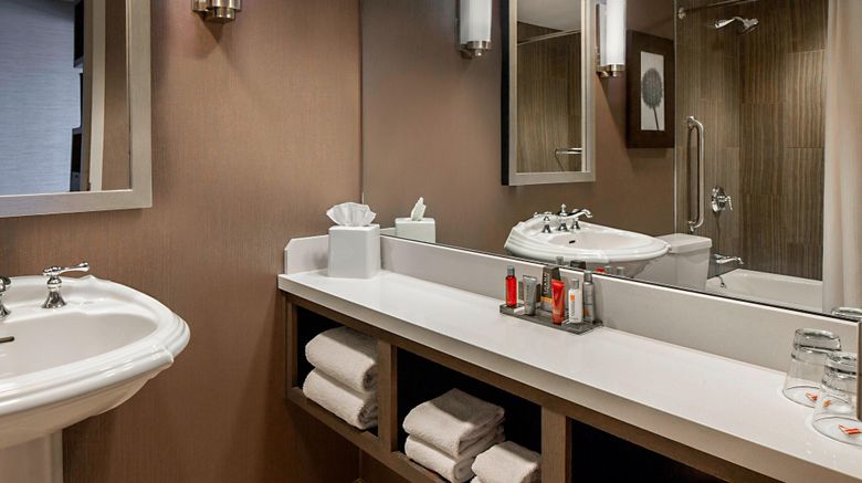 <b>Little Rock Marriott Room</b>. Images powered by <a href="https://www.leonardoworldwide.com/" title="Leonardo Worldwide" target="_blank">Leonardo</a>.