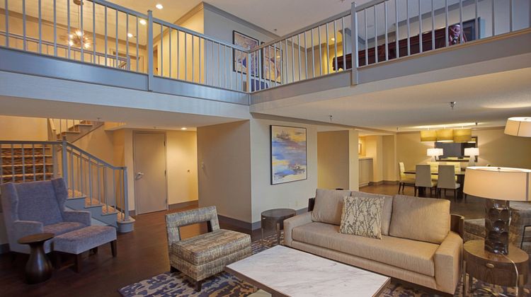 Little Rock Marriott Suite