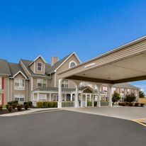 Red Roof Inn & Suites Knoxville East