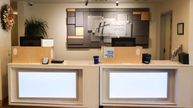 <b>Holiday Inn Express Lobby</b>. Images powered by <a href="https://www.leonardoworldwide.com/" title="Leonardo Worldwide" target="_blank">Leonardo</a>.