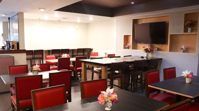 <b>Holiday Inn Express Restaurant</b>. Images powered by <a href="https://www.leonardoworldwide.com/" title="Leonardo Worldwide" target="_blank">Leonardo</a>.