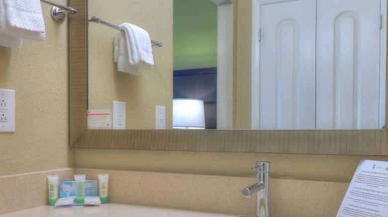 <b>Staybridge Suites Knoxville-West Room</b>. Images powered by <a href="https://www.leonardoworldwide.com/" title="Leonardo Worldwide" target="_blank">Leonardo</a>.