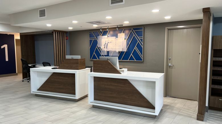 <b>Holiday Inn Express Wichita North Lobby</b>. Images powered by <a href="https://www.leonardoworldwide.com/" title="Leonardo Worldwide" target="_blank">Leonardo</a>.