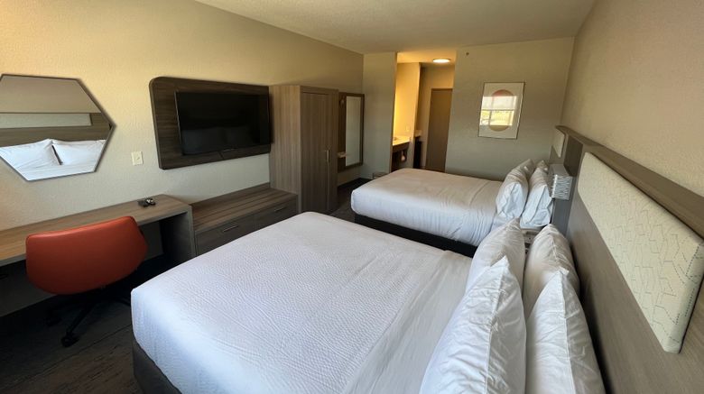 <b>Holiday Inn Express Wichita North Room</b>. Images powered by <a href="https://www.leonardoworldwide.com/" title="Leonardo Worldwide" target="_blank">Leonardo</a>.