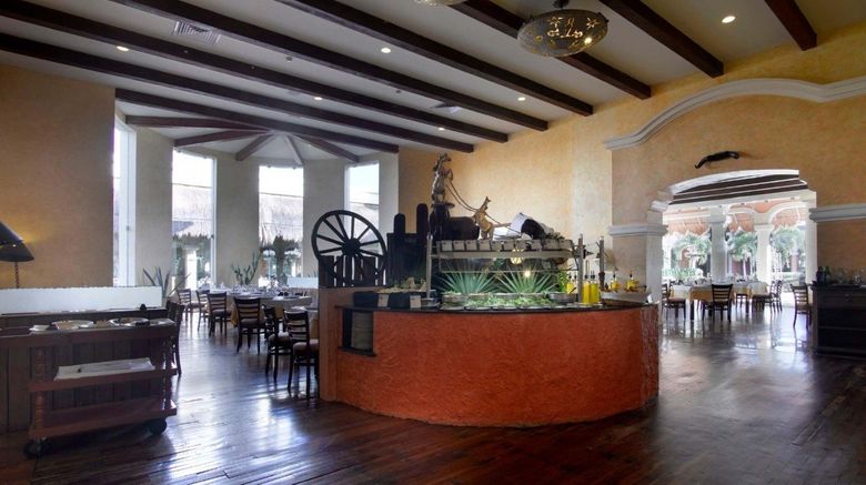 <b>Grand Palladium Kantenah Resort & Spa Restaurant</b>. Images powered by <a href="https://www.leonardoworldwide.com/" title="Leonardo Worldwide" target="_blank">Leonardo</a>.