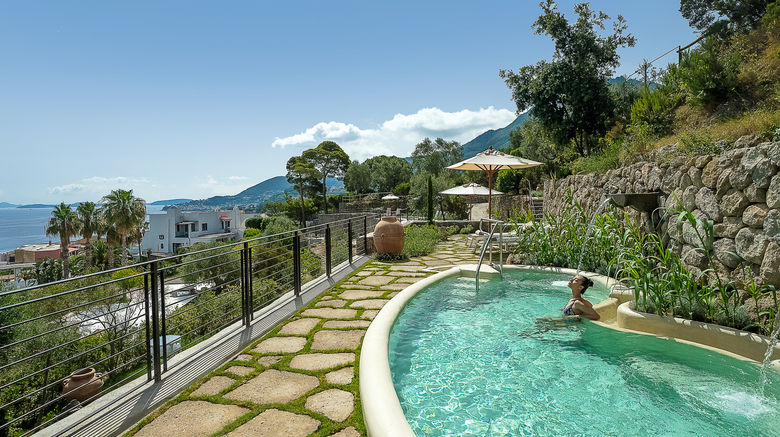 <b>Botania Relais & Spa Pool</b>. Images powered by <a href="https://www.leonardoworldwide.com/" title="Leonardo Worldwide" target="_blank">Leonardo</a>.