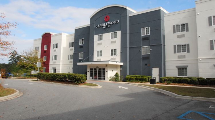 Candlewood Suites Tallahassee Exterior