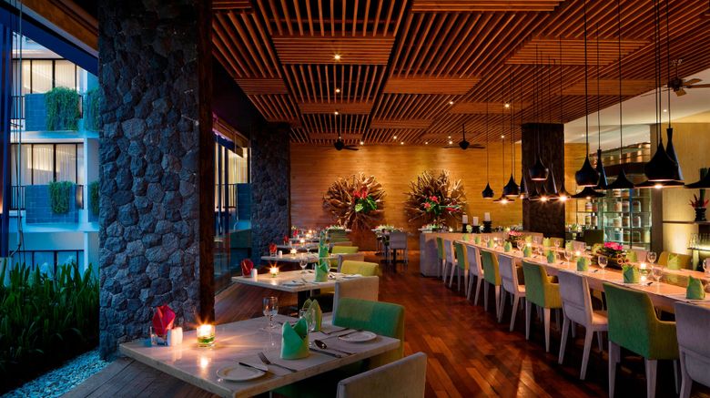 <b>Four Points by Sheraton Bali Seminyak Restaurant</b>. Images powered by <a href="https://www.leonardoworldwide.com/" title="Leonardo Worldwide" target="_blank">Leonardo</a>.
