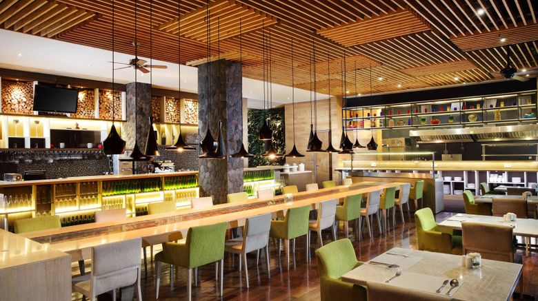 <b>Four Points by Sheraton Bali Seminyak Restaurant</b>. Images powered by <a href="https://www.leonardoworldwide.com/" title="Leonardo Worldwide" target="_blank">Leonardo</a>.