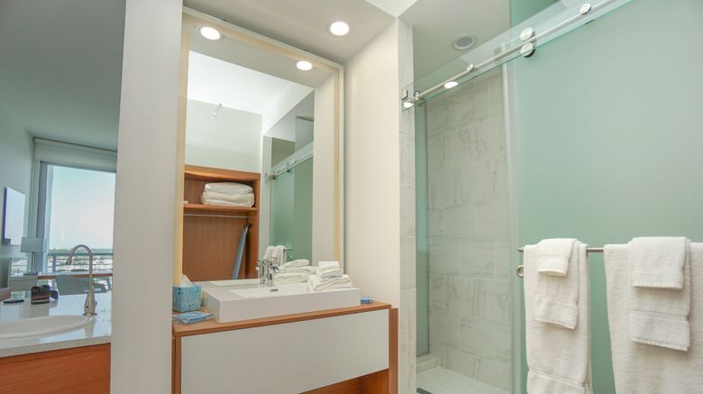 <b>Maritime Hotel Fort Lauderdale Airport Room</b>. Images powered by <a href="https://www.leonardoworldwide.com/" title="Leonardo Worldwide" target="_blank">Leonardo</a>.