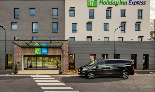 Holiday Inn Express Marne la Vallee Exterior