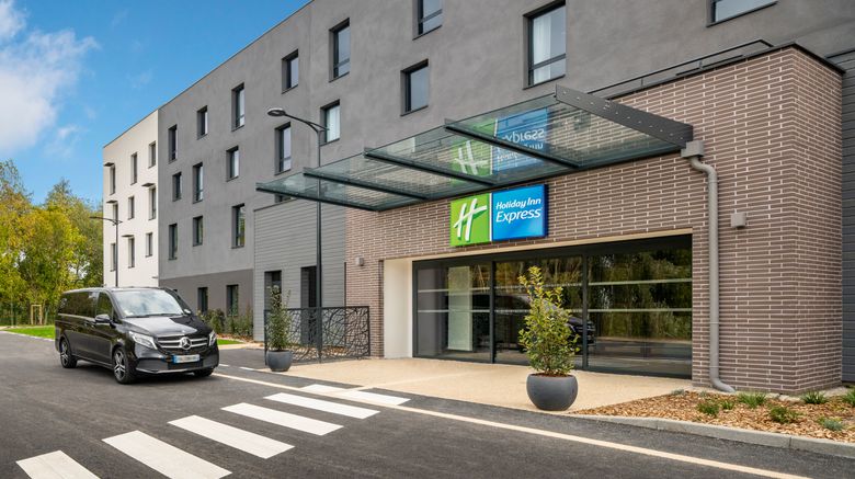 <b>Holiday Inn Express Marne la Vallee Exterior</b>. Images powered by <a href="https://www.leonardoworldwide.com/" title="Leonardo Worldwide" target="_blank">Leonardo</a>.