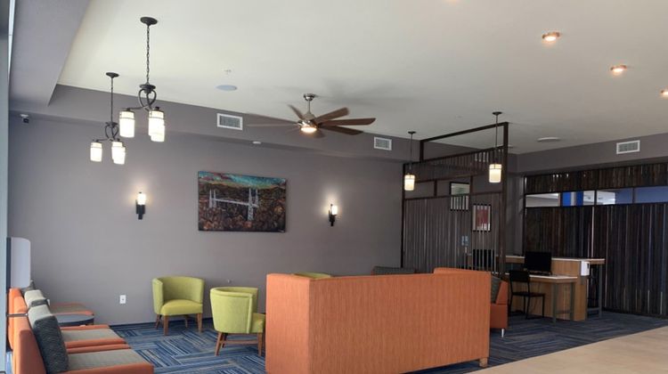 Holiday Inn Express & Suites Canon City Lobby
