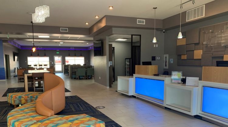 Holiday Inn Express & Suites Canon City Lobby
