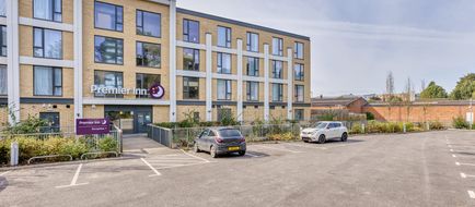 Premier Inn Bury St Edmunds North (A14) Exterior