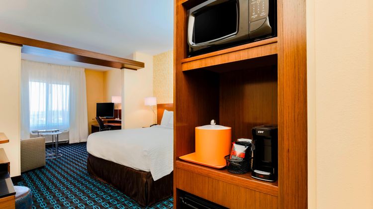 Fairfield Inn & Suites Pecos Suite
