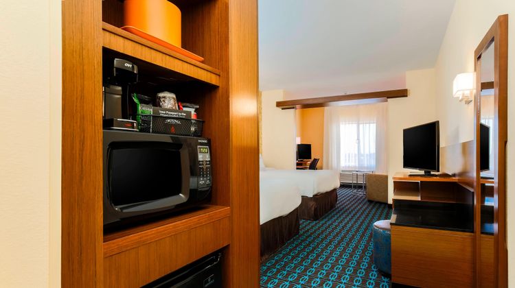 Fairfield Inn & Suites Pecos Suite